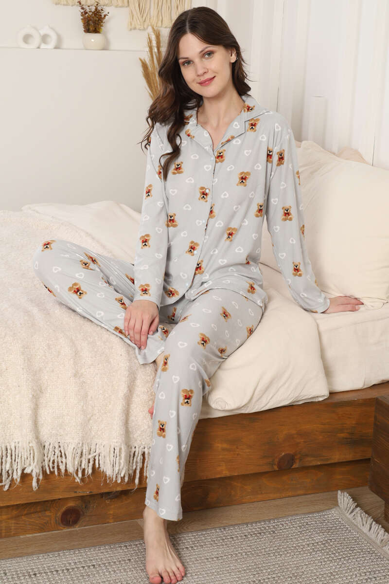 AYICIK DESENLİ DÜĞMELİ SÜET PİJAMA TAKIMI